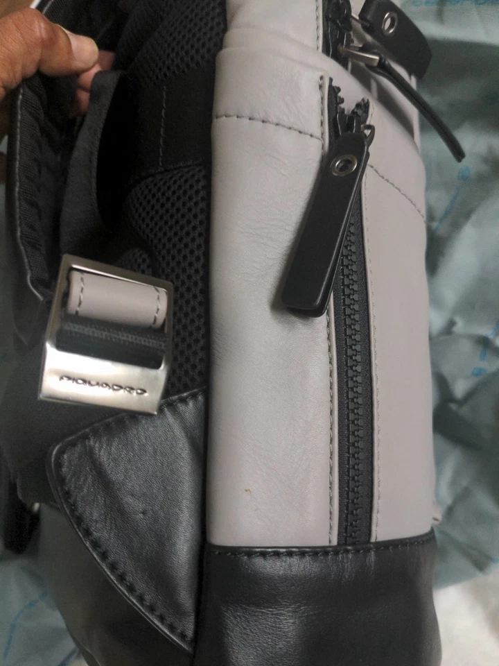 Piquadro DOWNTOWN ZAINO Leather Backpack Laptop NEW Active Performance - Image 3 of 4