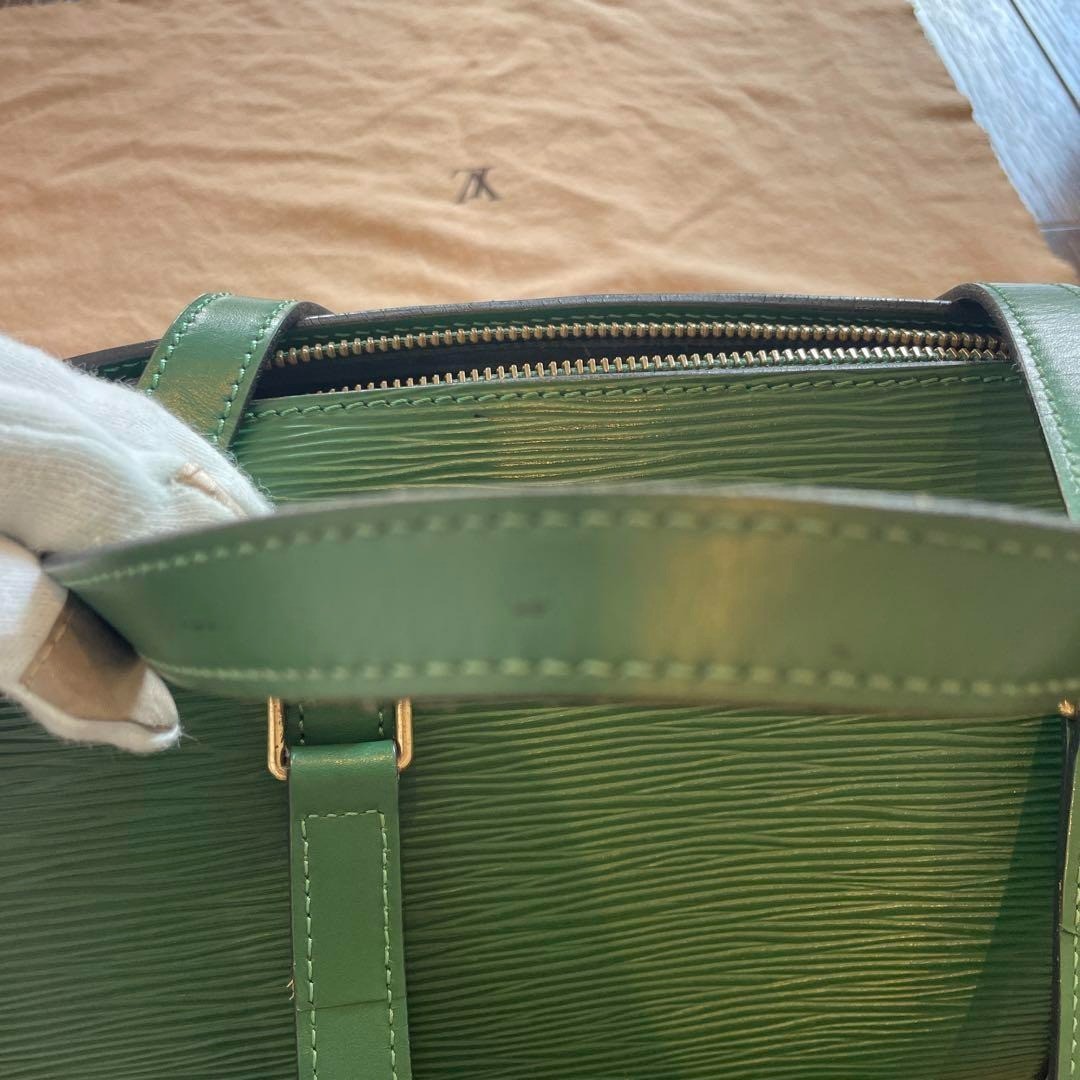 Louis Vuitton Soufflot Handbag, Epi Leather, Green (MI0995) with