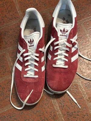 Adida's mens size 11 Gazelle model.Almost new great shape.