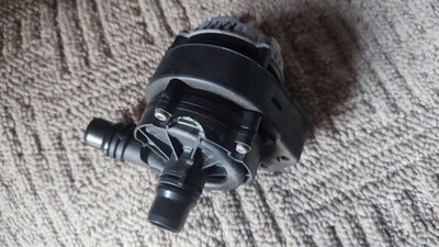 2024 PEUGEOT 208e  WATER PUMP 9827567880