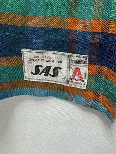 Vintage SAS Scandinavian Airlines Flight Blanket Plaid Turquoise 50 x 64" Fringe - Picture 2 of 7