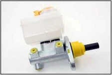 Land Rover Defender Brake Master Cylinder LR013018 New