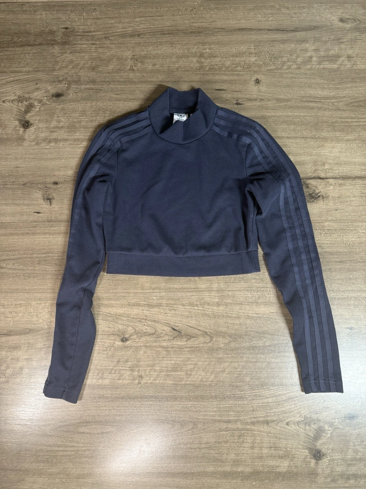 Adidas Three Stripe Women’s Long Sleeve Cropped Mock Neck Top XS