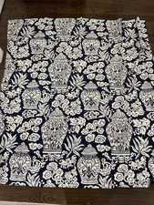 William Sonoma lniana zasłona prysznicowa ok. 68 cali szerokość 71 cali długość granatowo-biała 159 USD