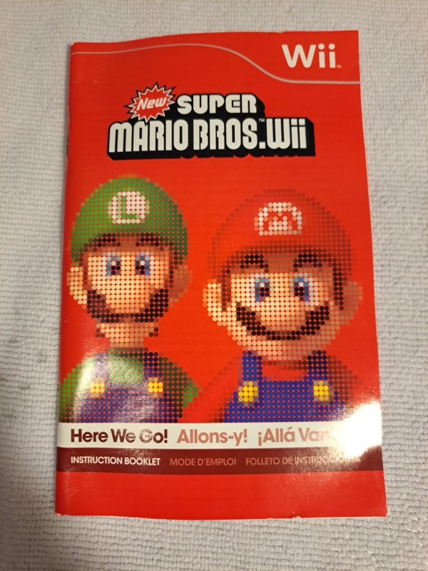 NO GAME- NEW SUPER MARIO BROS. Authentic Instruction Book Manual NINTENDO WII