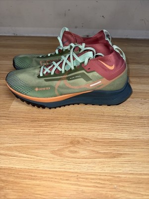 Size 10.5 - Nike React Pegasus Trail 4 GORE-TEX Alligator Orange Trance