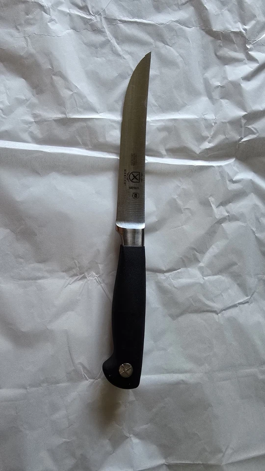 Cuchillo deshuesador Mercer M21921 Elite Series 6 pulgadas. Excelente estado Foto 2 de 4