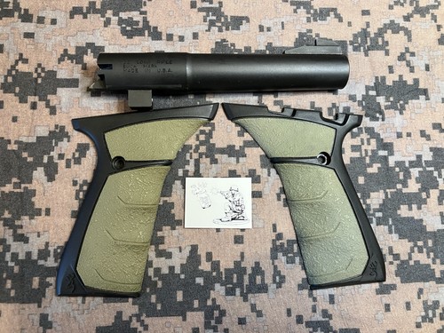 Browning Buck Mark / Buckmark Camper UFX 5.5 Tapered Bull Barrel & Grips