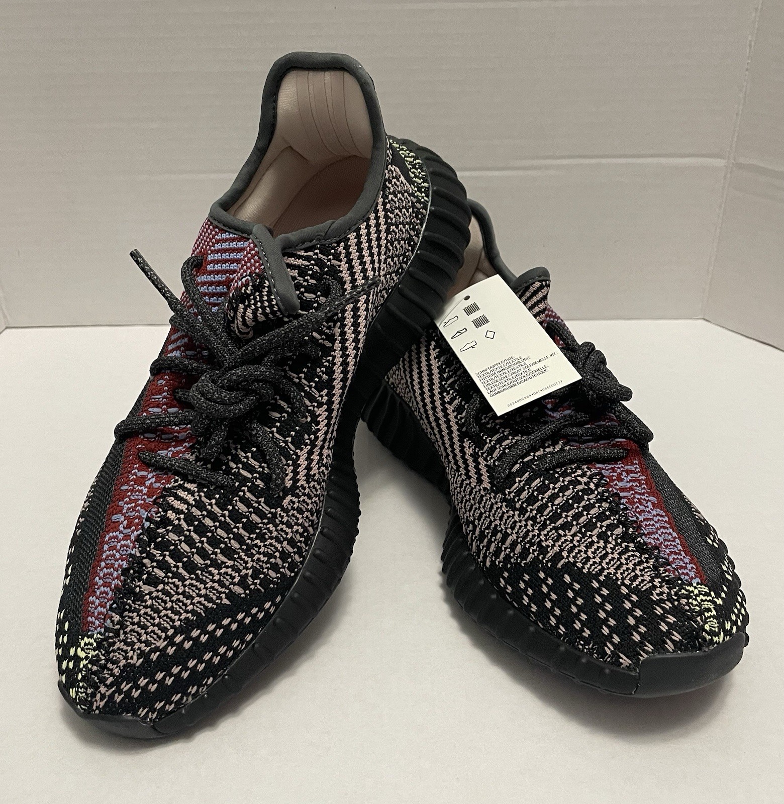 Yeezy Boost 350 V2 'Yecheil’ Men’s Size 8.5 FW5190 thumbnail 2