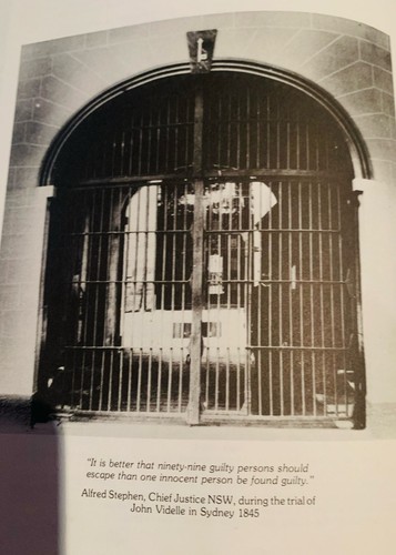 Australian Crimes: An Illustrated History – Alan Sharpe (1979 First Edition) HC - Foto 8 di 24
