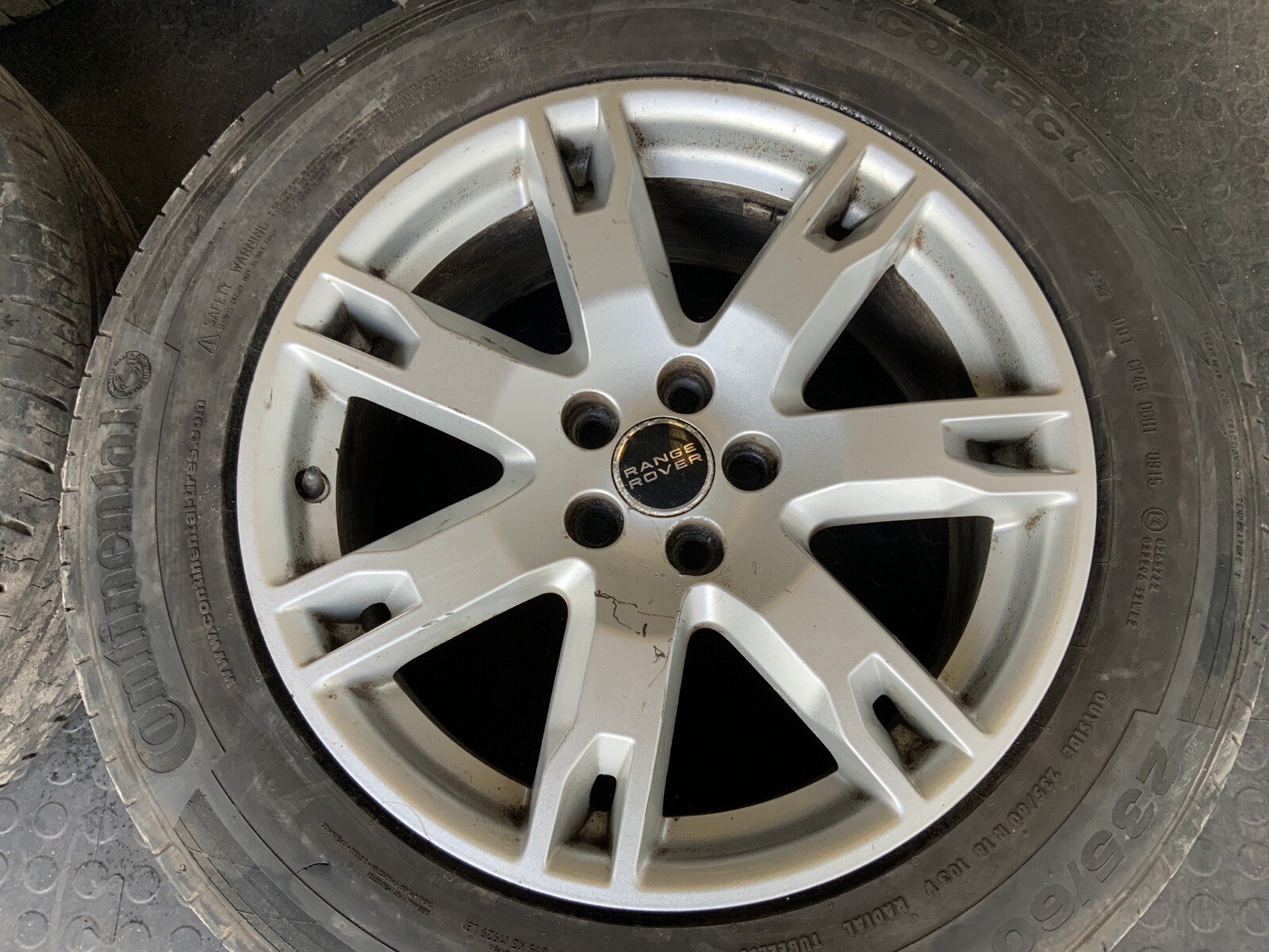 RANGE ROVER EVOQUE L538 18” SET OF ALLOY WHEEL WITH TYRES 235/60 R18 ...