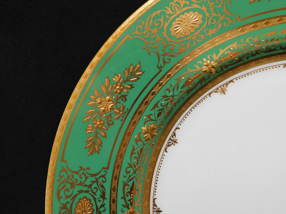 MINTON DINNER PLATE ARGYLE Green 22kt Gold Fine China 27cm MINTON DINNER PLATE ARGYLE Green 22kt Gold Fine China 27cm