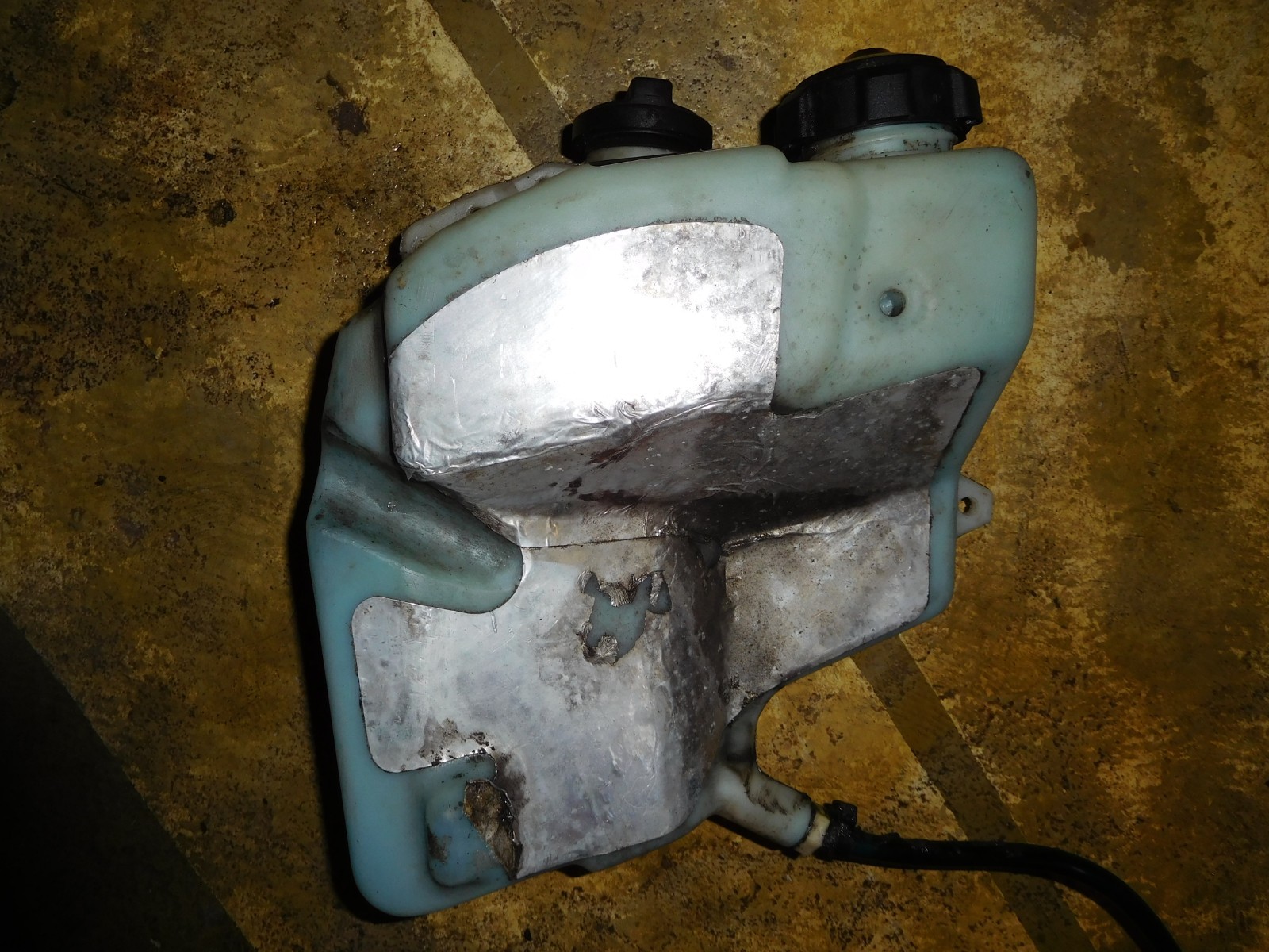 Arctic Cat Oil Tank Assembly, Part no 1670-026, ZR, ZL. ZRT, Thundercat