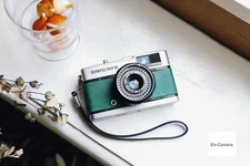 Olympus TRIP 35 Green [N MINT] Film Camera Point & Shoot Lens 40mm f2.8 from JPN
