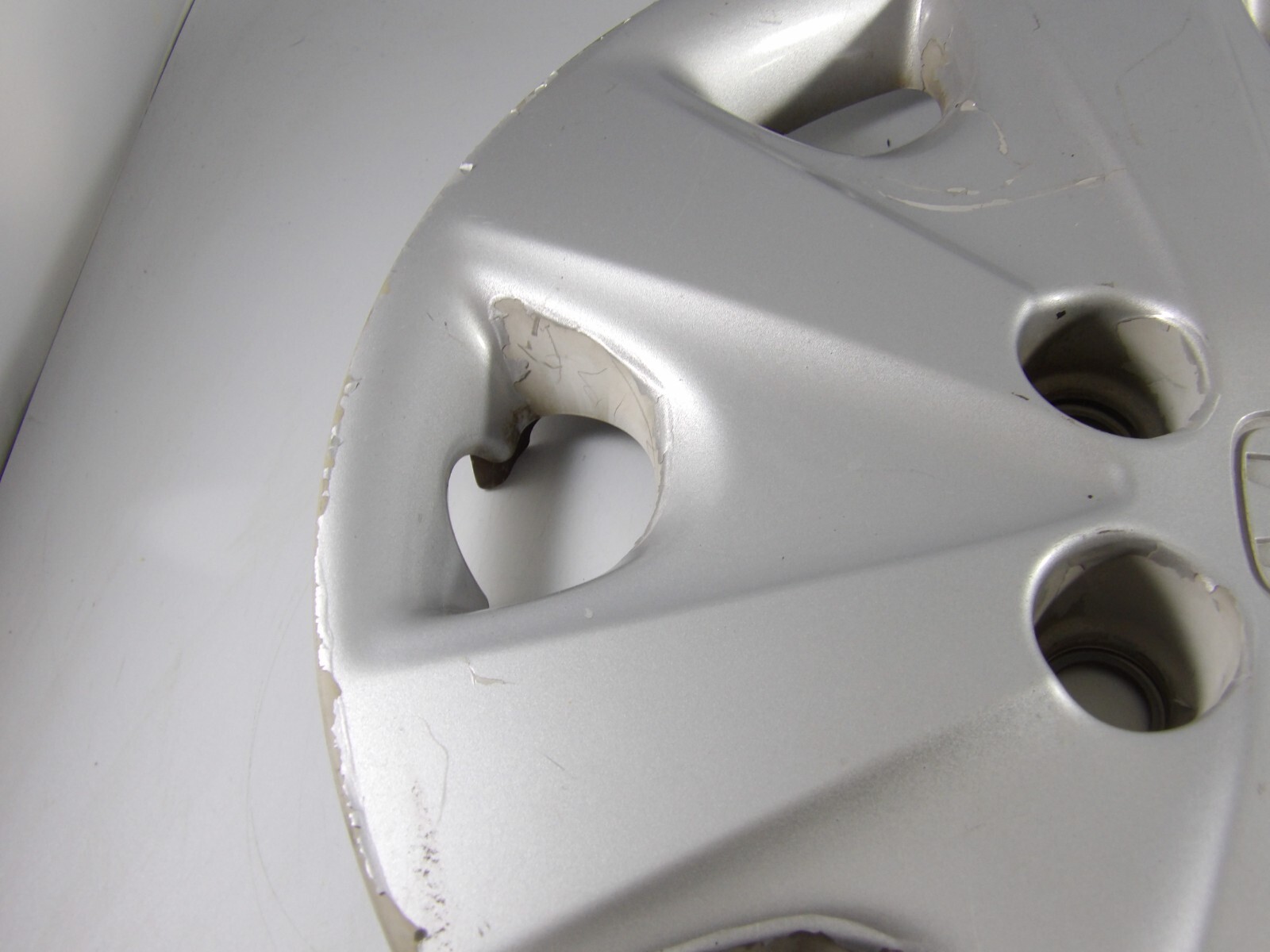 OEM 20032004 Honda Accord 15” Hubcap. wheel Cover. P/N 44733SDAA00