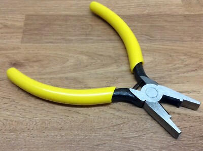 RS PRO 2389434 Crimp Plier Tool for Scotchlok 8A 8B splices, 26-19AWG RS PRO 2389434 Crimp Plier Tool for Scotchlok 8A 8B splices, 26-19AWG