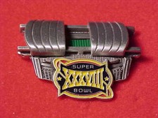 SB 2004 Super Bowl 38 LE Media Press Pin Panthers / New England Patriots
