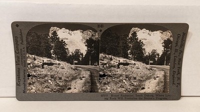 a558, Keystone SV; Mount Rushmore - Under Construction; 1141-37117, 1930s