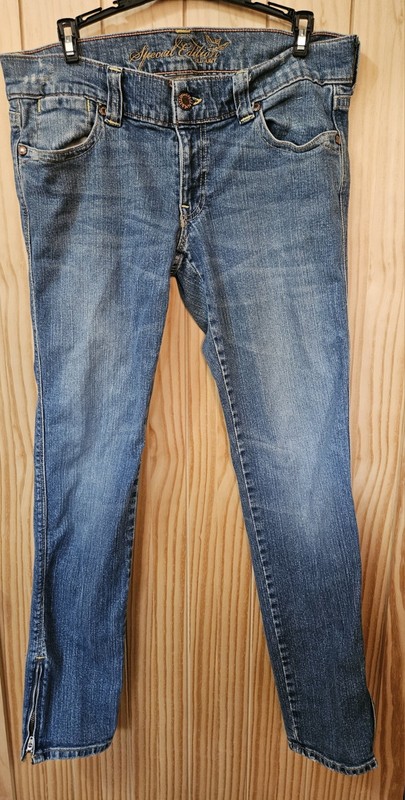 Womans 10R Special Edition Old Navy Jeans