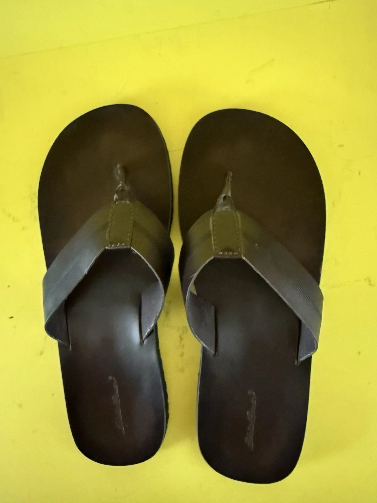 Eddie Bauer Men’s Flip-Flops Casual Sandal Dark Brown Size 11 M