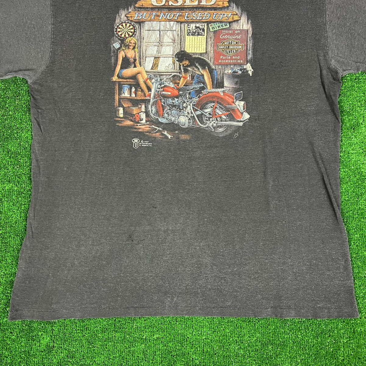 Vintage 80's 3D Emblem T Shirt Harley Davidson Used But Not Vintage 80's 3D Emblem T Shirt Harley Davidson Used But Not