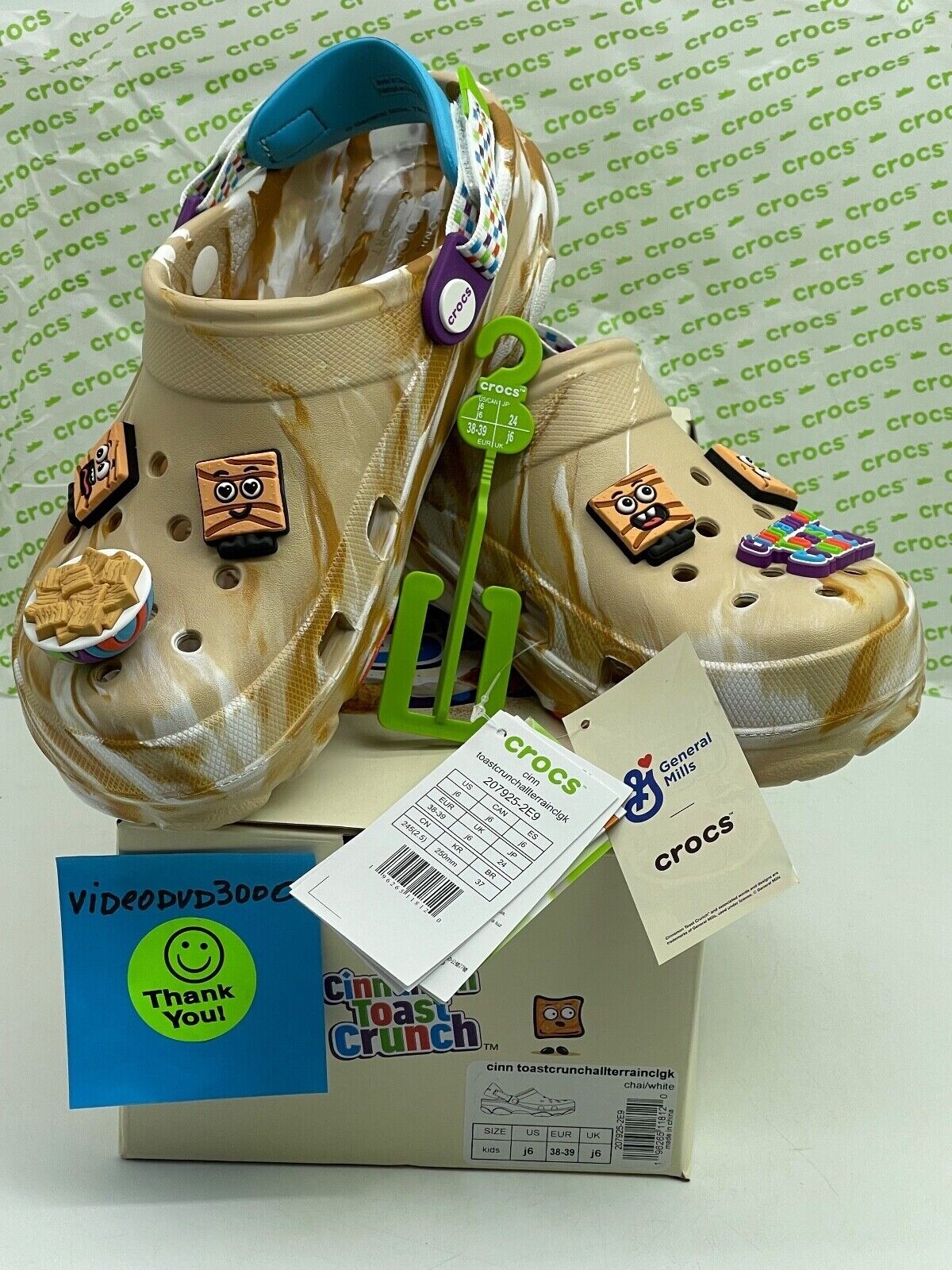 Crocs x Cinnamon Toast Crunch Shoes Size J6 Youth/Women 8 Li