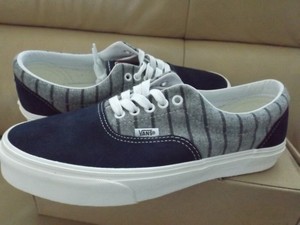 vans era blue nights