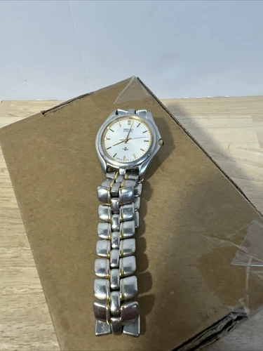 Vtg Seiko Kinetic Wristwatch 732758 Rare Stainless Steel. Nice condition.