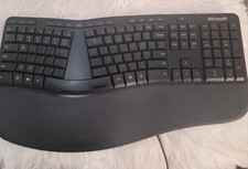 Microsoft Model 1878 Wired USB Ergonomic Keyb...
