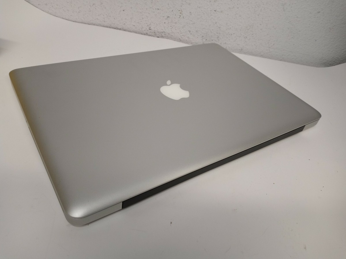 Apple MacBook Pro 15.4