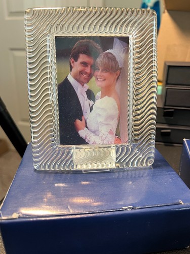 Mikasa Polished Portraits 3”x3” Crystal Self Standing Picture Frame In Box - Picture 1 of 12