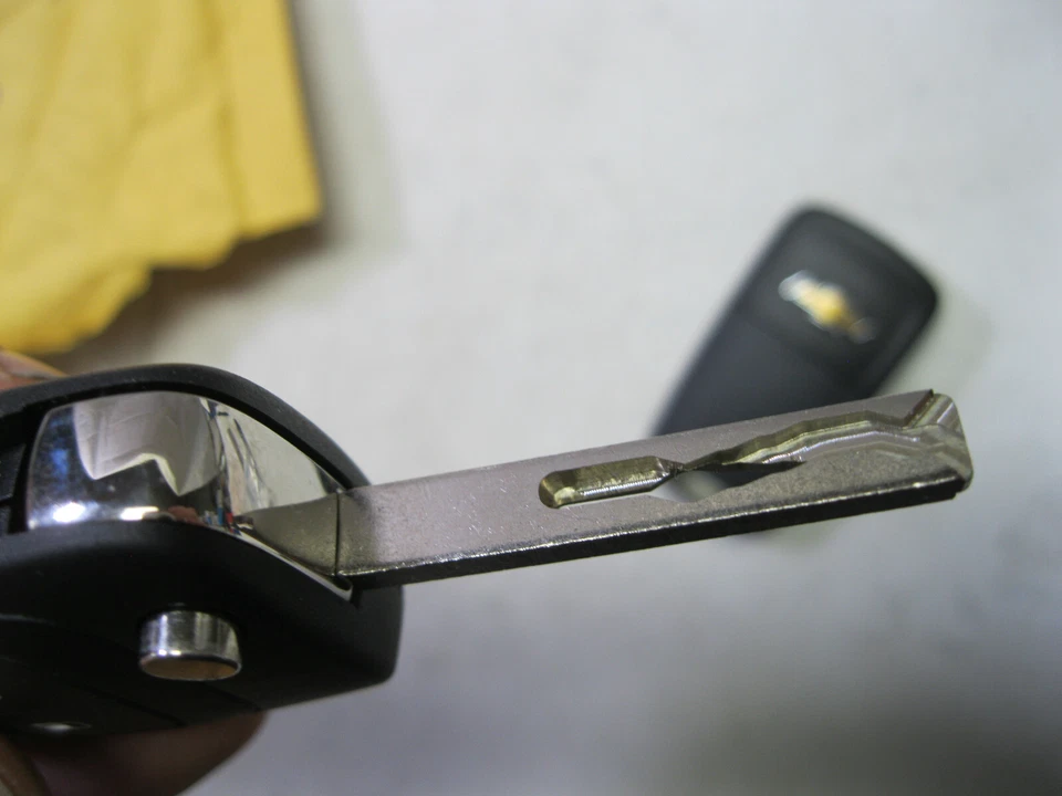 2014-2018 Chevrolet Impala Remote Start Package 23114552 Genuine OEM GM 2 FOBS - Image 4 of 4