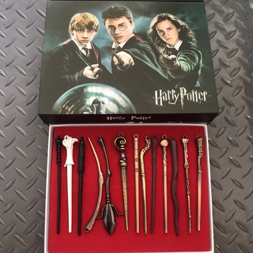 2025 Harry Potter Collect Box Magic Wand Badge Necklace Set Dumbledore Gifs-New` - Picture 38 of 49