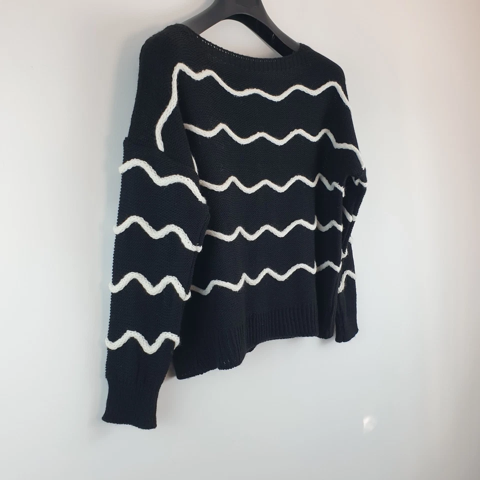 Boohoo Jumper Size 18 Black White Stripe Pullover Scallop BNWT - image 2 of 4