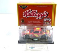 Terry Labonte 5 Kellogg s Froot Loops 1998 Monte Carlo 1:24 Revell Club w/ COA