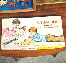 Vintage Crayola No. 72 Multicolor Crayons Drawing Set in Box w/ Accessories