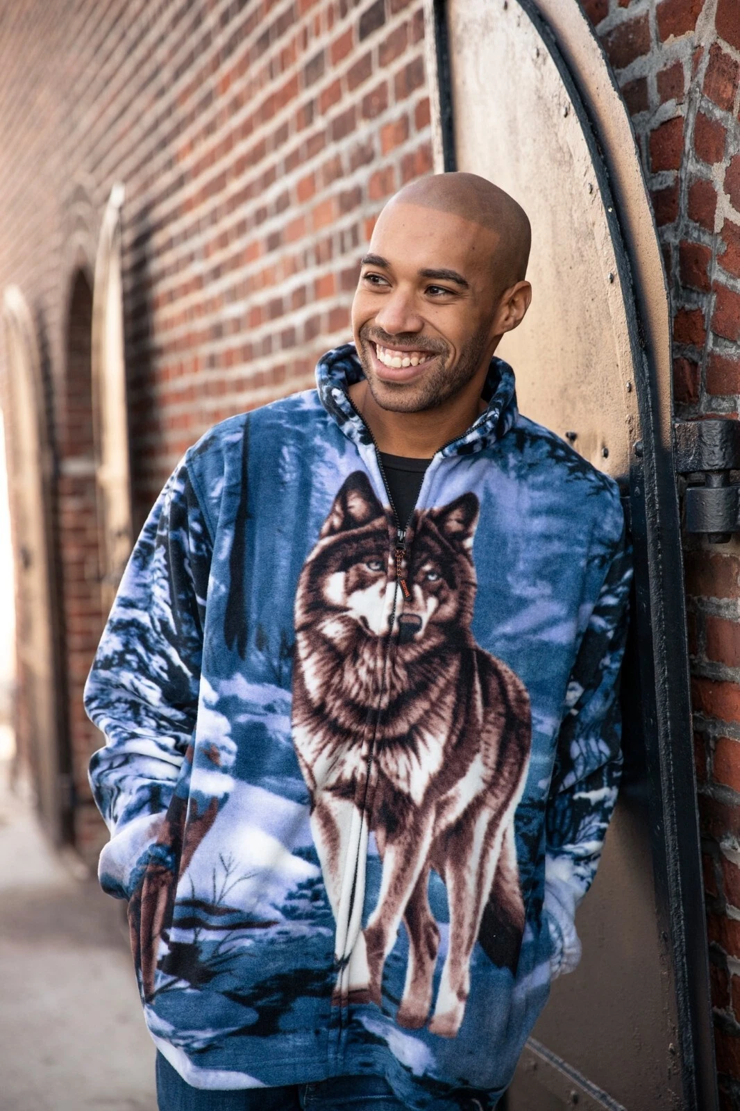 Wildkind Snow Grey Wolf Jacket Wolves Howling Moon Lone Blue Sweater M-4X image 2
