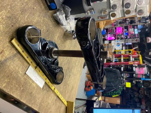 Triple Trees Front Fork Harley Dyna Superglide Low Street bob OEM Black FXD 49MM - Picture 2 of 8
