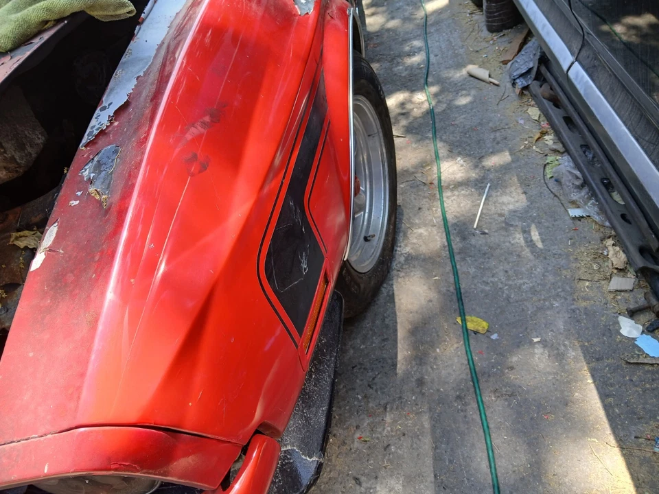71 Mustang Driver Front Fender has fire damage at rear no shipping - Image 2 of 4