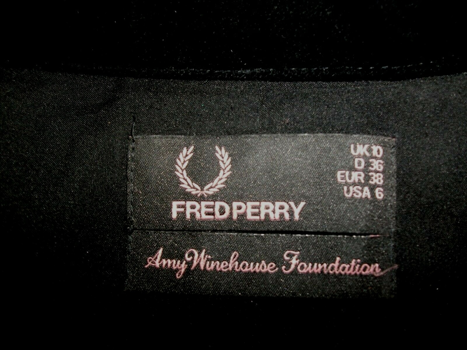 Fred Perry Amy Winehouse Thick Black Velvet Harrington Fitted Jacket - Size 10 image 4