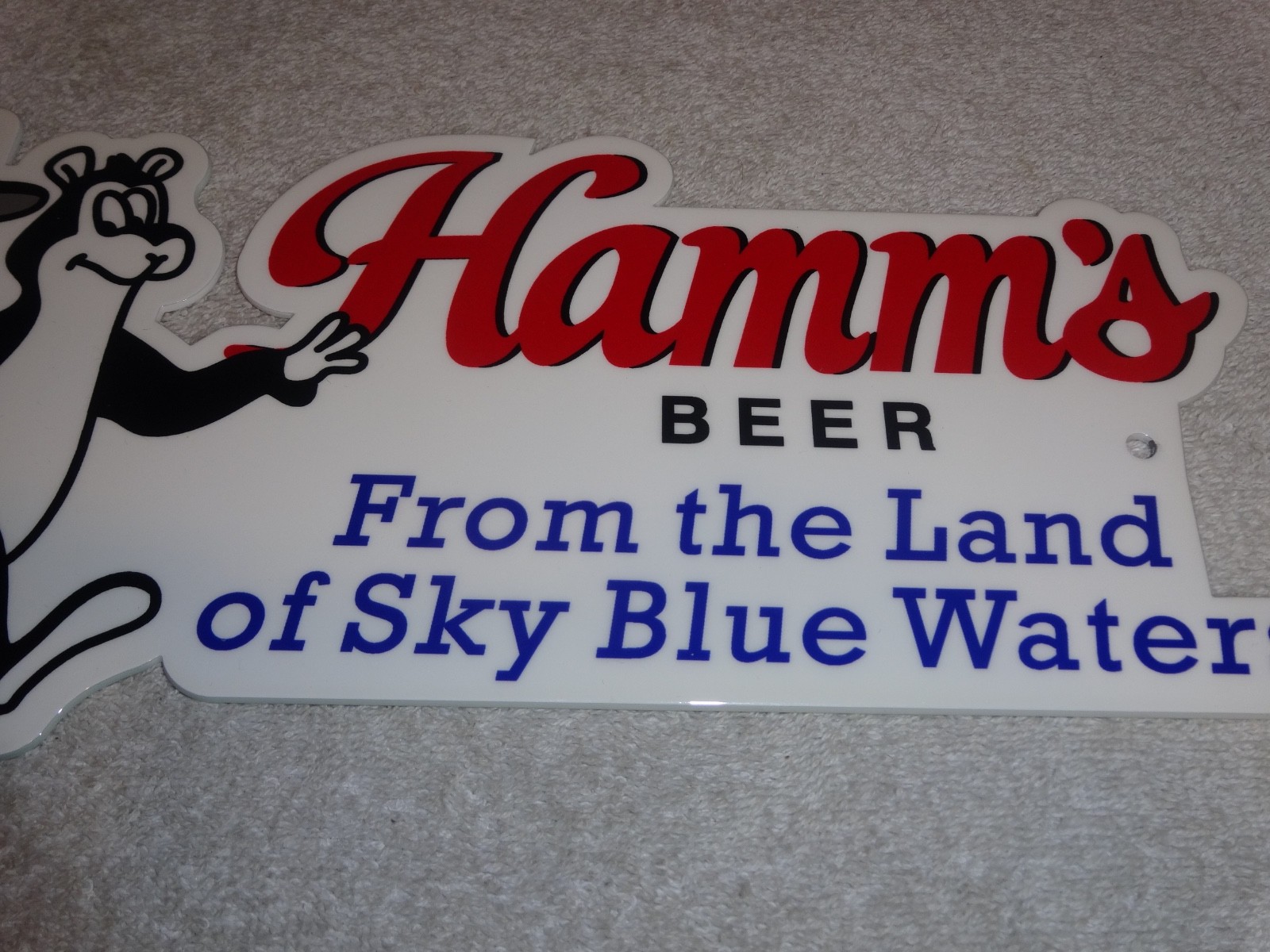 VINTAGE HAMM'S BEER BEAR SERVING HAMMS 1' METAL SKY BLUE WATER GASOLINE OIL SIGN