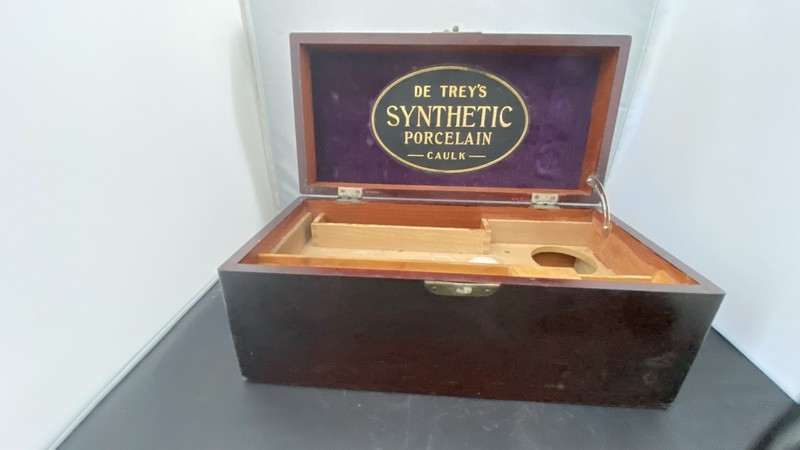 VINTAGE DE TREY'S SYNTHETIC PORCELAIN CAULK DENTAL  WOODEN BOX OLD ADVERTISING