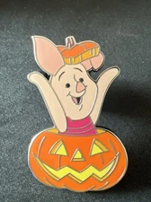 Disney Pin 2025 Halloween Pumpkin Pals Mystery Jack O Lantern Piglet
