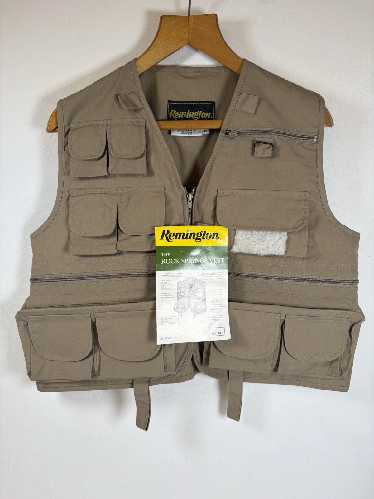 Remington Fishing Vest Fly “The Rock Springs Vest” BNWT 42” Medium
Opens in a new window or tab