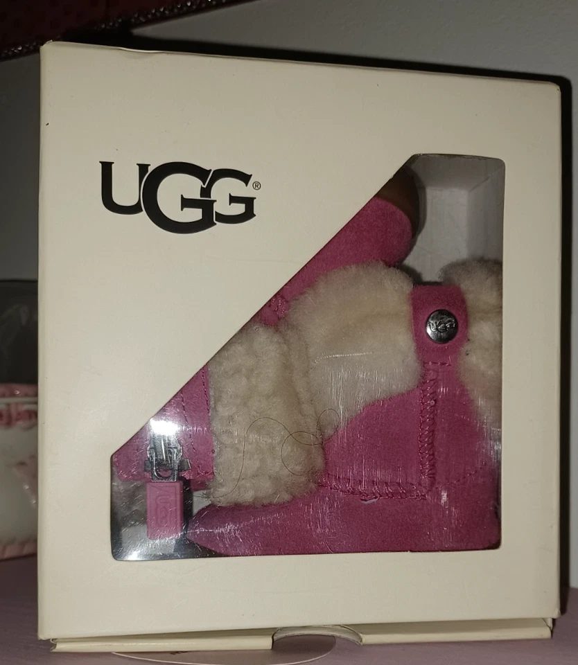 baby girl ugg boots - Image 3 of 3
