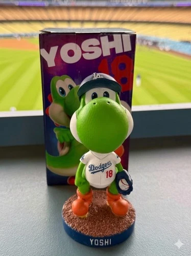 2026 YOSHI Bobblehead SUPER MARIO NINTENDO Dodgers SGA 3/31/26 NEW