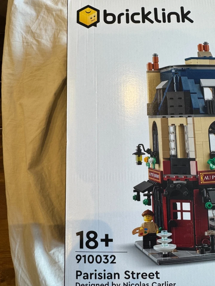 Lego Bricklink Parisian Street 910032 - Image 4 of 4