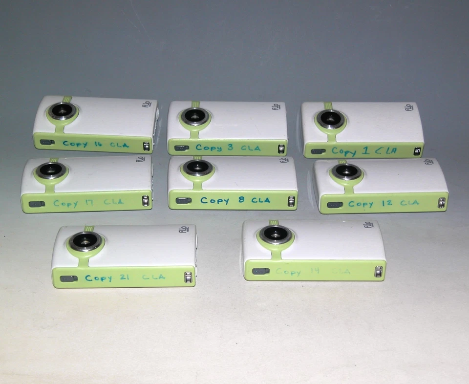 Reconditioned -Flip Video F260G / PSV-552 One Hour Flash Media Camcorder - Green - Image 3 of 4