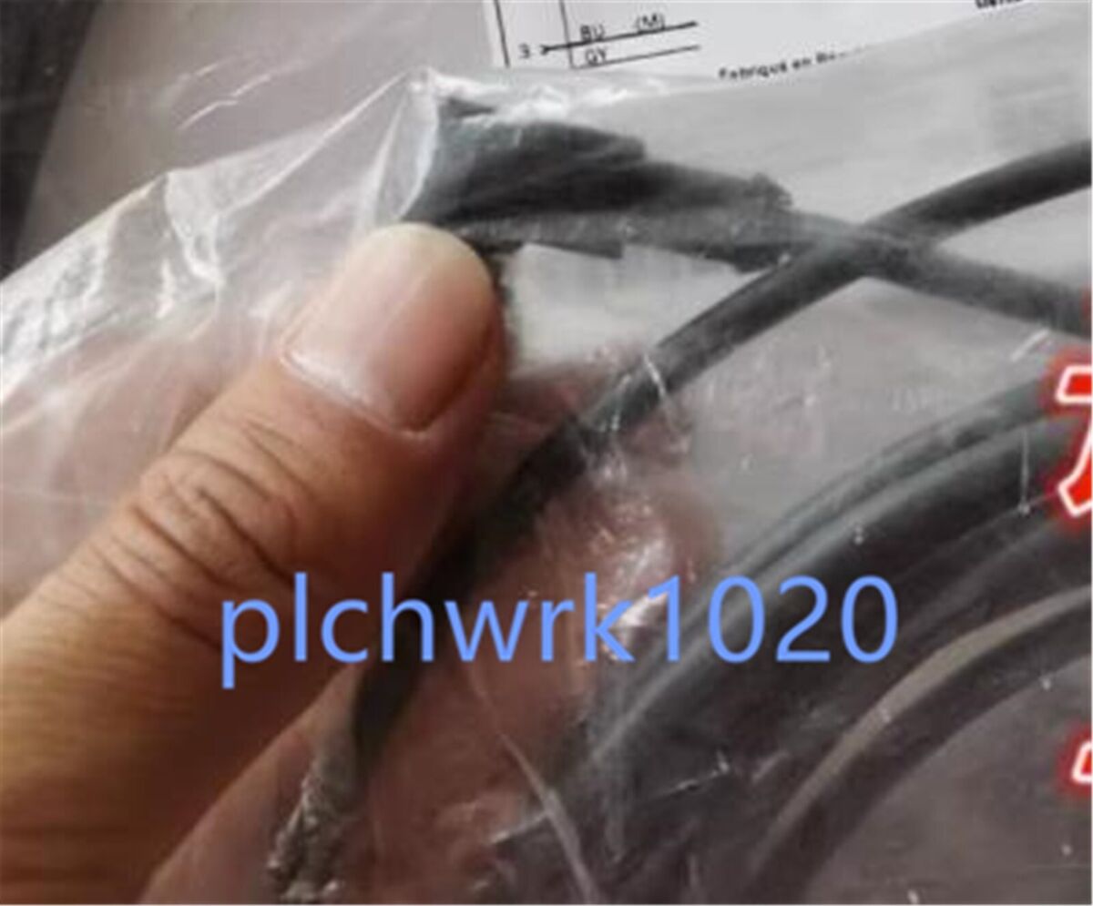 1 PCS NEW IN BOX Sick PUR connecting cable 2095773 YG2A15 1 PCS NEW IN BOX Sick PUR connecting cable 2095773 YG2A15