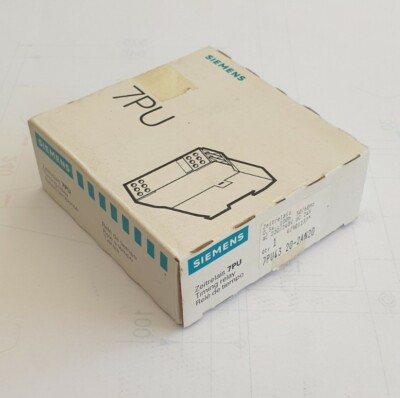 Siemens 7PU4320-2AN20 Zeitrelais 